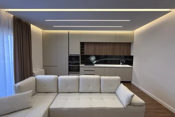 Appartamento in affitto a Tirana 2+1, Arredato