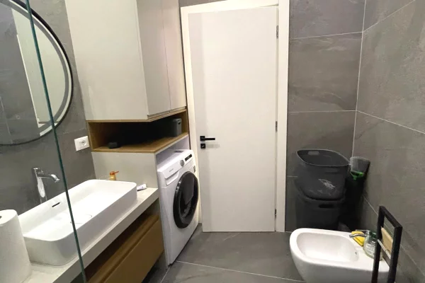 Appartamento in affitto a Tirana 1+1, Arredato