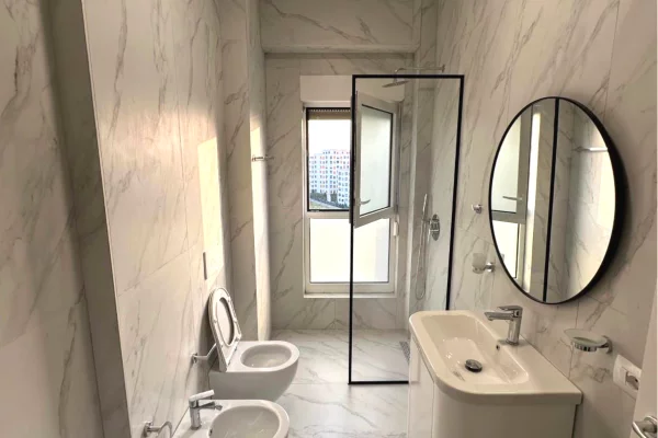 Appartamento in affitto a Tirana 1+1, Arredato