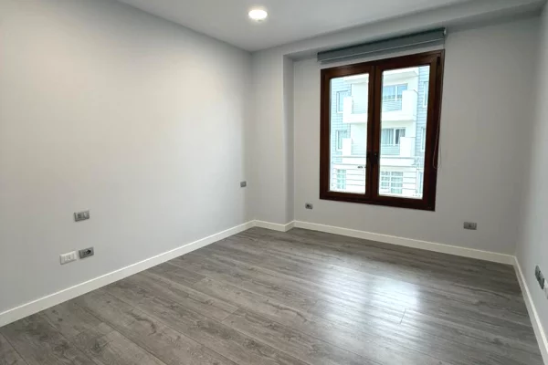 🏢 11111Ambient Zyre me Qira – Kompleksi Delijorgji