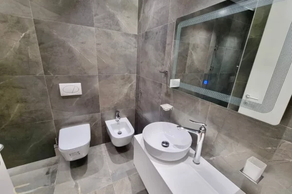 Appartamento in affitto a Tirana 2+1, Arredato