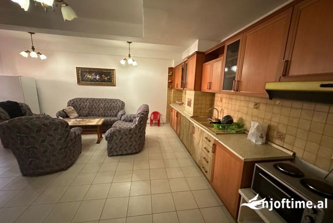 Shtepi ne shitje 1+1 ne Tirane - 88,000 Euro