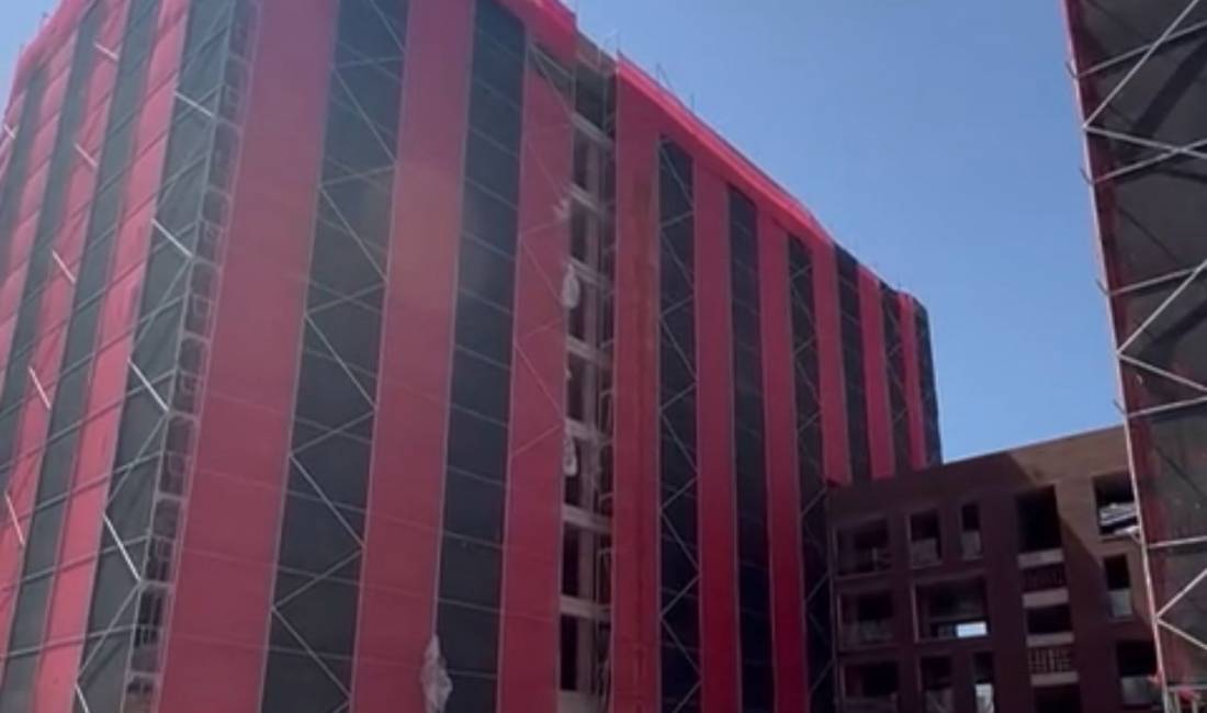 Shtepi ne shitje Apartament ne Tirane, 2+1, Mobilimi Bosh, pa mobiluar, Pagesa 132,000  Euro.