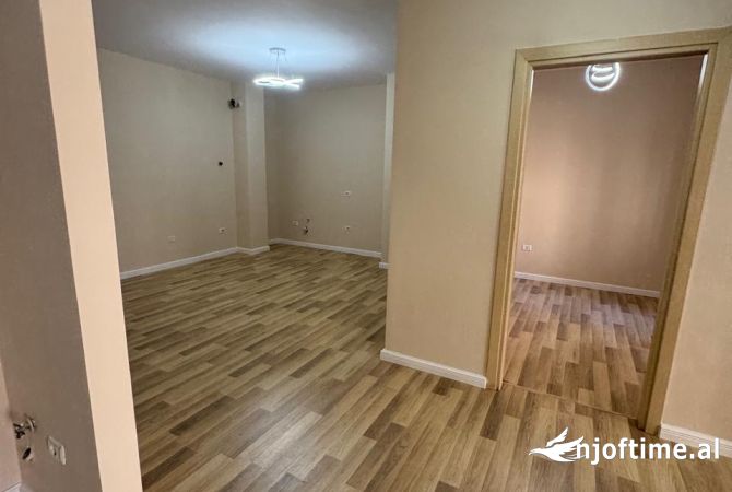 Shtepi ne shitje 2+1 ne Tirane - 115,000 Euro