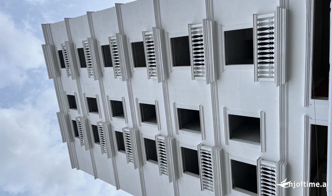 Shtepi ne shitje Apartament ne Tirane, 1+1, Mobilimi Bosh, pa mobiluar, Pagesa 47,900  Euro.