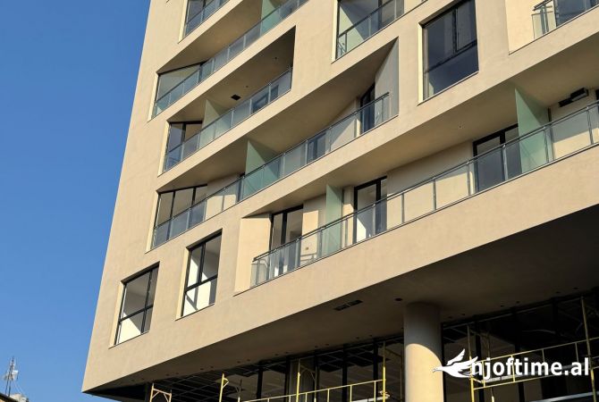 Ambient biznesi ne shitje 3+1 ne Tirane - 513,000 Euro