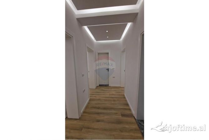 Ambient biznesi me qera 3+1 ne Tirane - 550 Euro