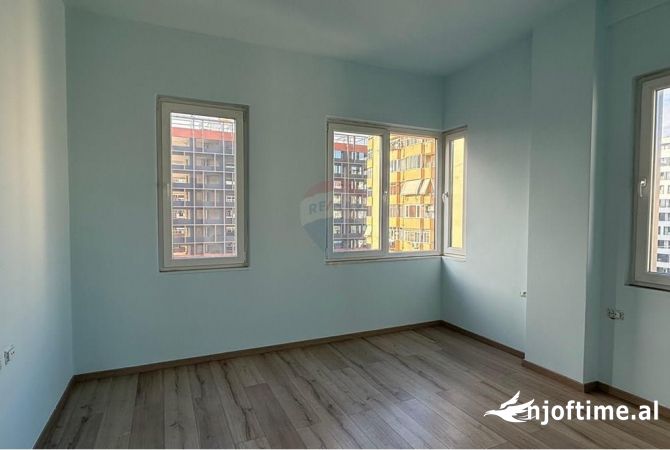 Shtepi ne shitje 2+1 ne Tirane - 260,000 Euro