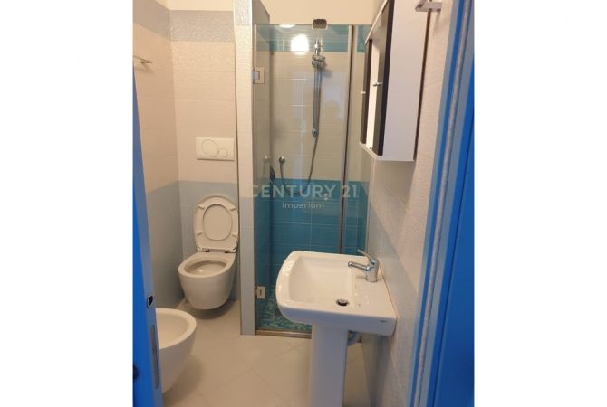 Shtepi ne shitje Apartament ne Durres, 1+1, Mobilimi E mobiluar, Pagesa 62,400  Euro.