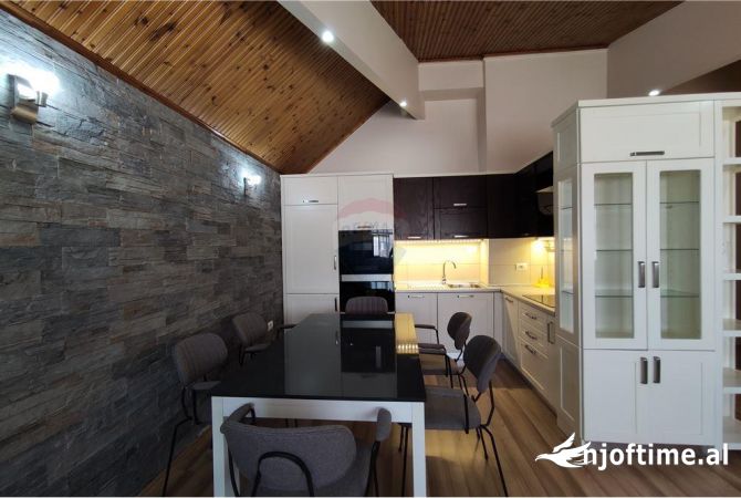 Shtepi me qera 2+1 ne Tirane - 800 Euro