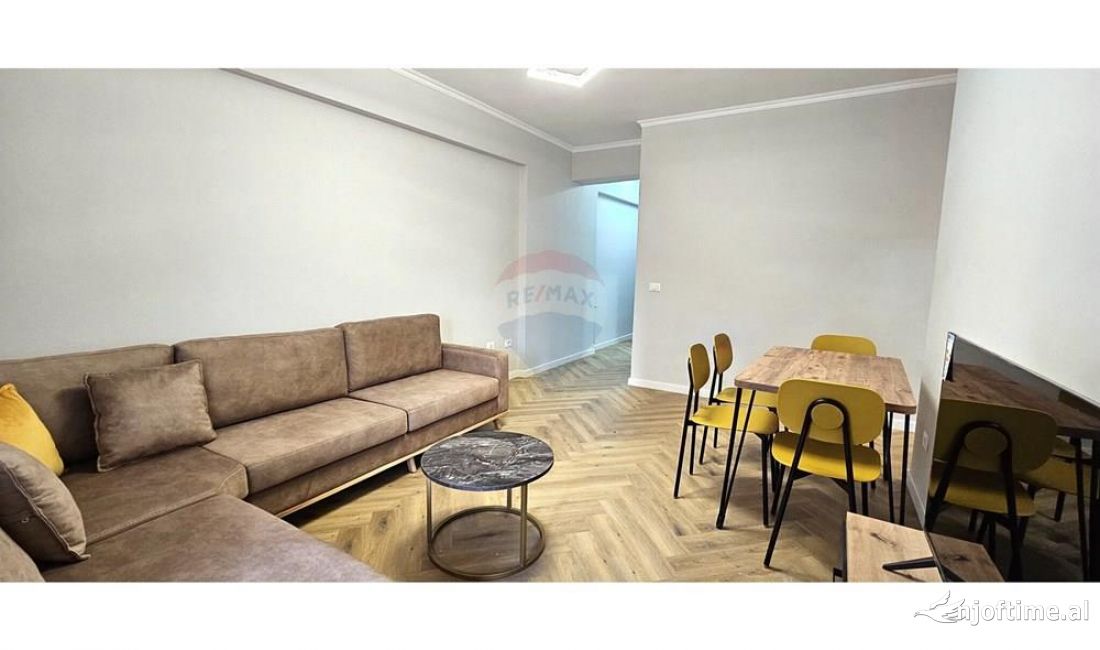 Shtepi me qera Apartament ne Tirane, 1+1, Mobilimi E mobiluar, Pagesa 700  Euro.