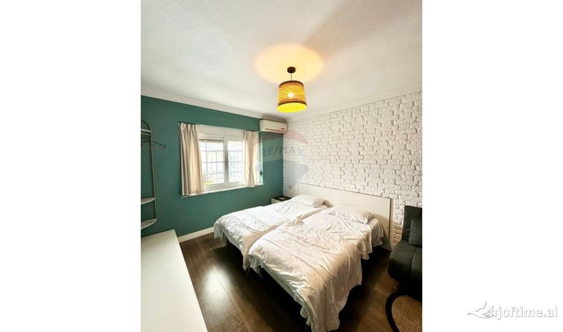 Shtepi me qera Apartament ne Tirane, 1+1, Mobilimi E mobiluar, Pagesa 500  Euro.