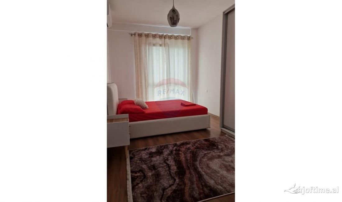 Shtepi me qera Apartament ne Tirane, 1+1, Mobilimi E mobiluar, Pagesa 550  Euro.