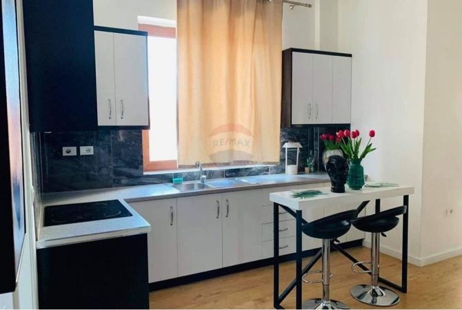 Shtepi me qera 1+1 ne Tirane - 600 Euro