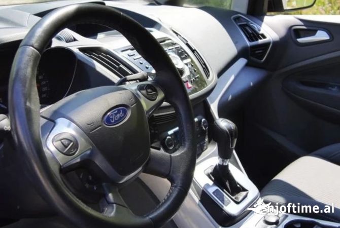 Auto in Vendita  a Tirana - 6,500 Euro