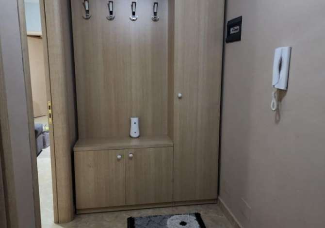 Shtepi me qera 2+1 ne Tirane - 42,000 Leke