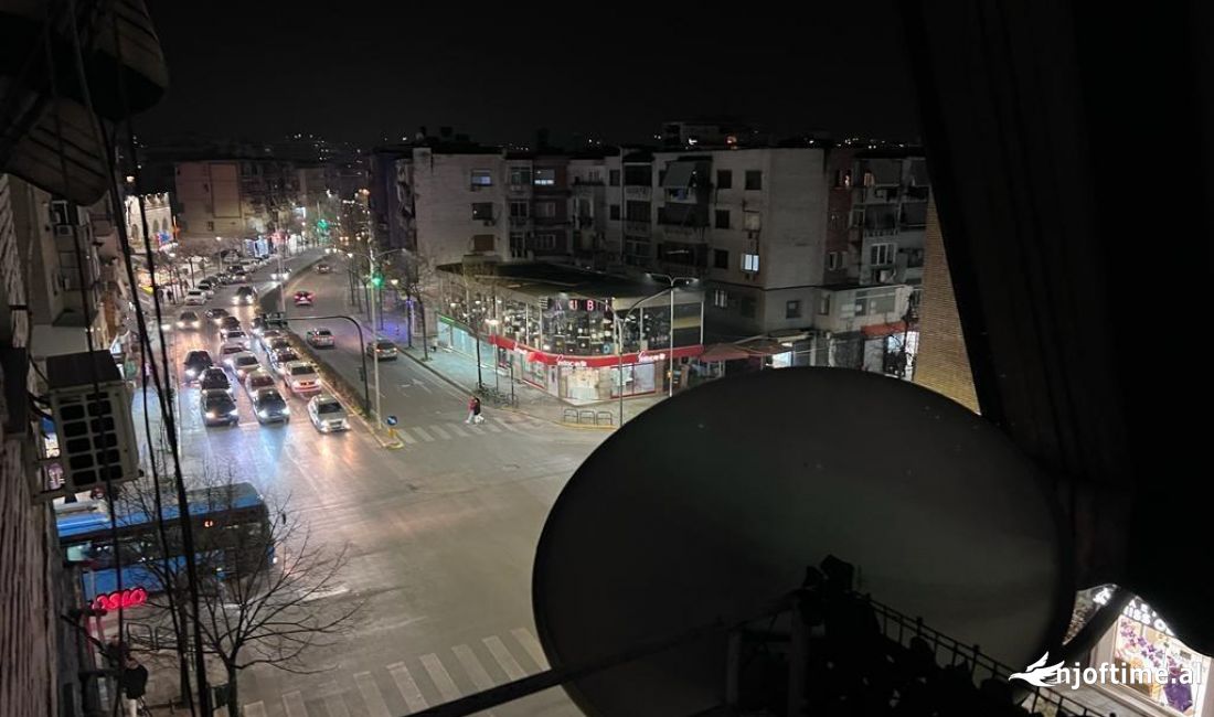 Shtepi me qera Apartament ne Tirane, 1+1, Mobilimi E mobiluar, Pagesa 450  Euro.