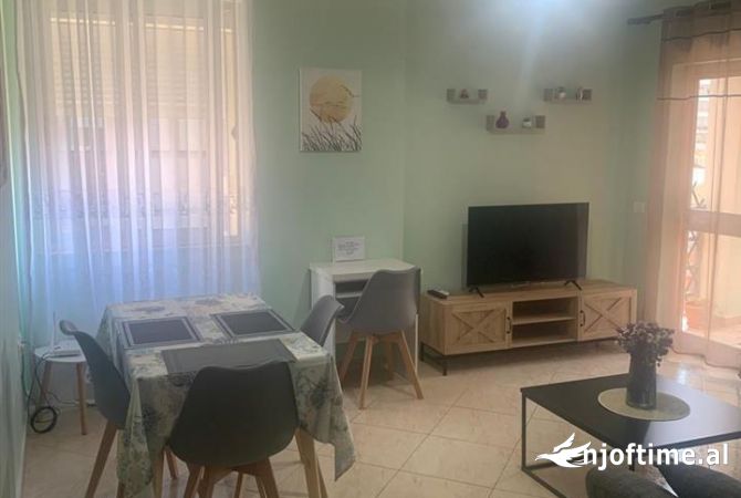 Shtepi me qera 1+1 ne Tirane - 500 Euro