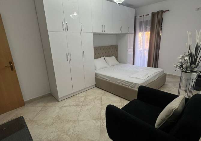 Shtepi me qera 1+1 ne Tirane - 400 Euro