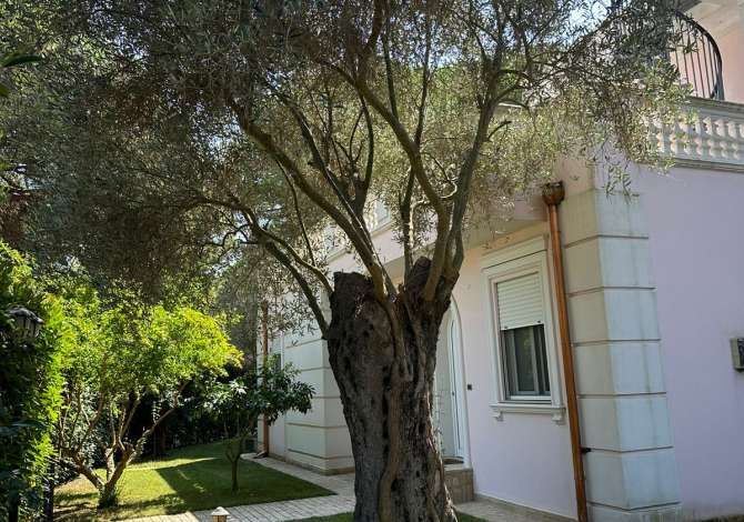 Shtepi ne shitje 4+1 ne Durres - 1,100,000 Euro