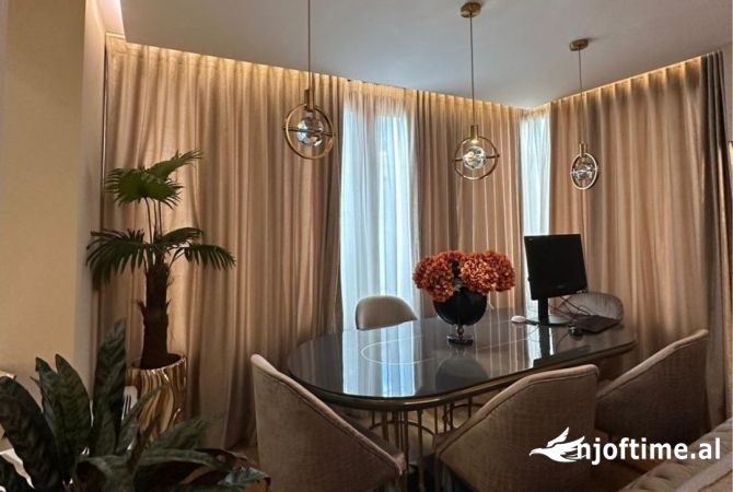 Casa in vendita 3+1 a Tirana - 350,000 Euro