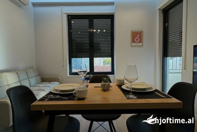 Shtepi me qera 1+1 ne Tirane - 650 Euro