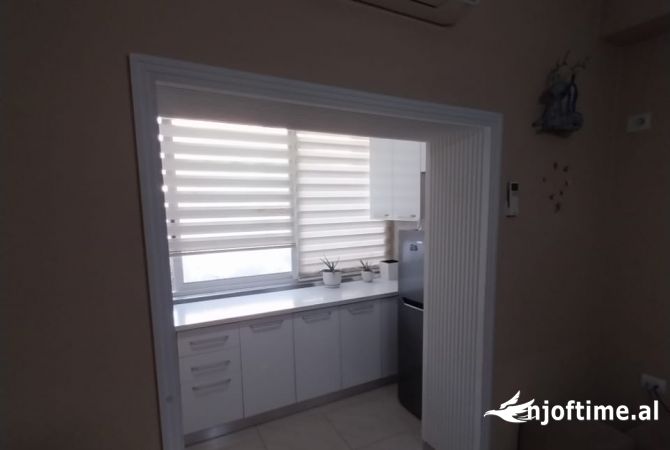 Shtepi ne shitje 1+1 ne Tirane - 110,000 Euro