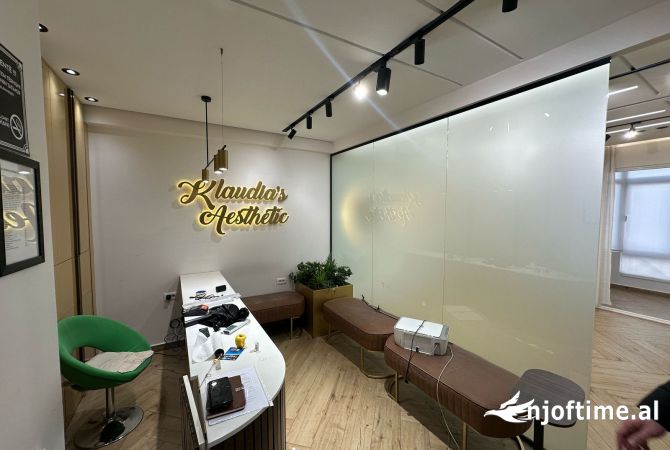 Ambient biznesi me qera 3+1 ne Tirane - 700 Euro