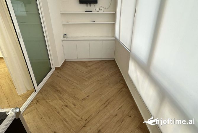 JEPET ME QIRA  AMBIENT BIZNESI