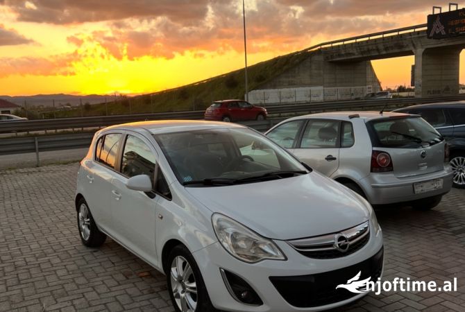 Auto in Vendita  a Kavaja - 3,400 Euro
