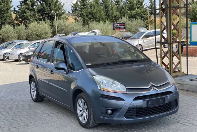 Makina ne shitje ne Kavaje - 3,500 Euro