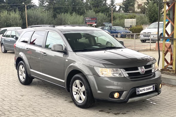 Makina ne shitje ne Kavaje - 5,900 Euro