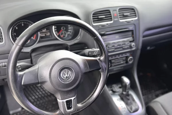 Cars for sale in Kavaja, Volkswagen, 2012 Diesel,Kambio Automatik Payment 6,500  Euro.