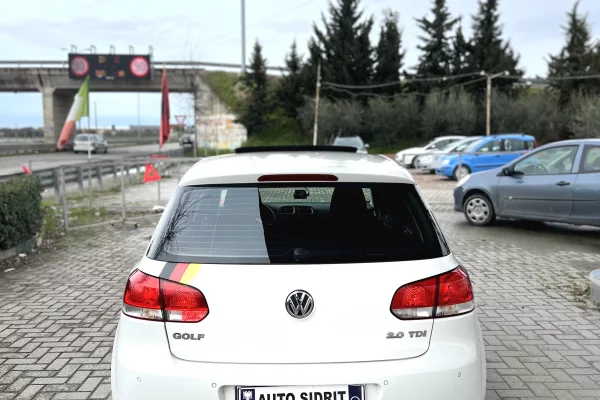 Cars for sale in Kavaja, Volkswagen, 2012 Diesel,Kambio Automatik Payment 6,500  Euro.