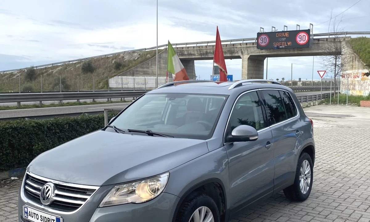 Makina ne shitje ne Kavaje, Volkswagen, 2008 Diesel,Kambio Automatik Pagesa 6,500  Euro.