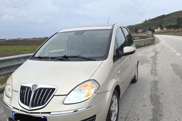 Cars for sale in Kavaja - 3,000 Euro