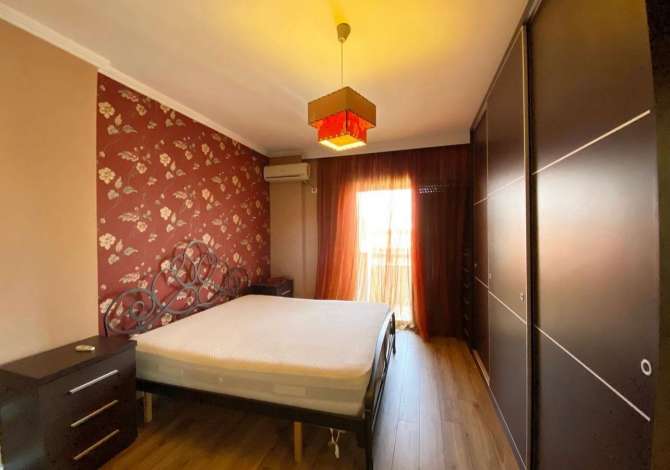 Shtepi me qera 3+1 ne Tirane - 950 Euro