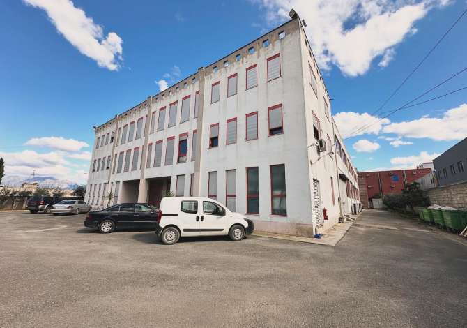 Ambient biznesi me qera 4+1 ne Tirane - 1,900 Euro