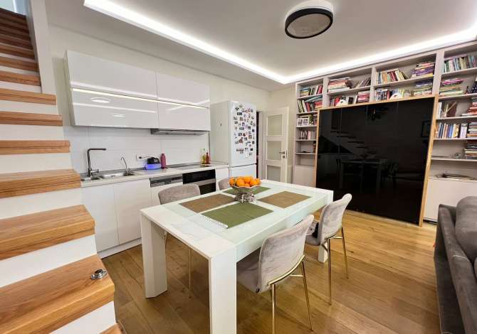 Shtepi ne shitje Apartament ne Tirane, 3+1, Mobilimi E mobiluar, Pagesa 299,000  Euro.