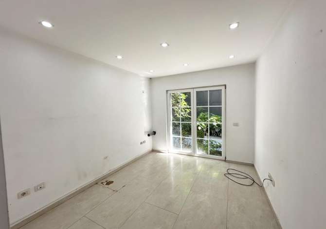 Ambient biznesi me qera 1+1 ne Tirane - 1,500 Euro