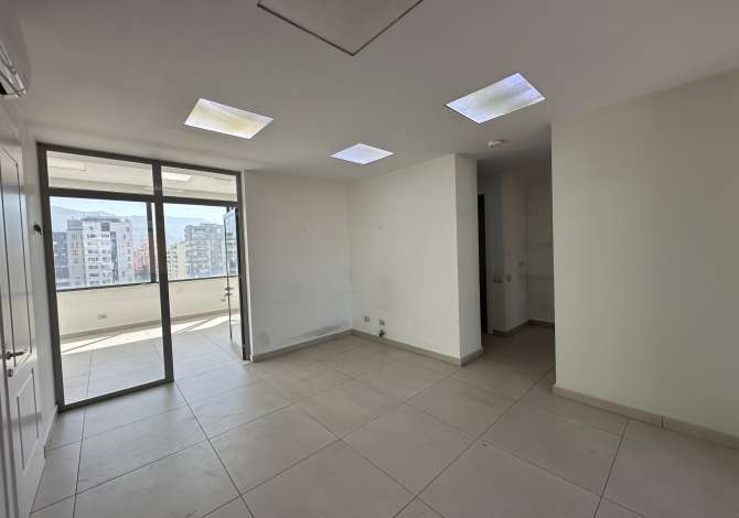 Ambient biznesi me qera 3+1 ne Tirane - 3,750 Euro