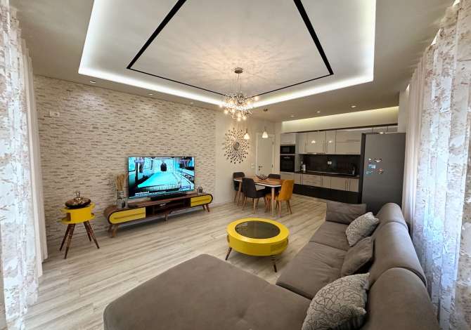 Shtepi me qera 2+1 ne Tirane - 850 Euro
