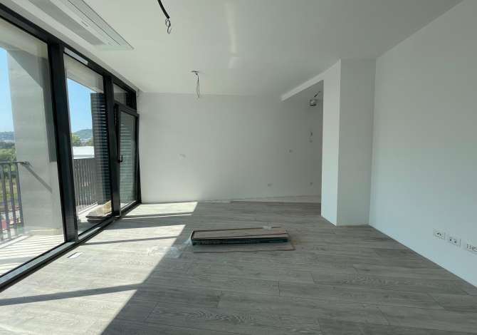 Shtepi me qera 2+1 ne Tirane - 1,100 Euro