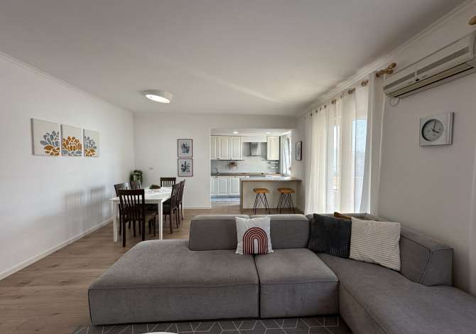 Shtepi me qera 2+1 ne Tirane - 750 Euro