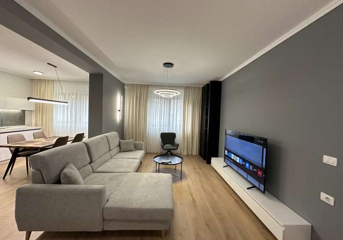 Shtepi me qera 2+1 ne Tirane - 1,400 Euro