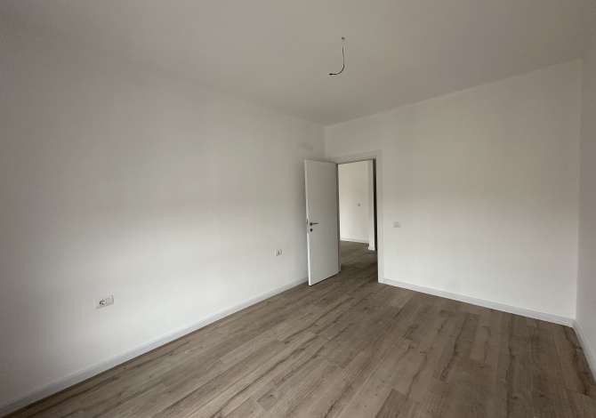 Shtepi me qera Apartament ne Tirane, 1+1, Mobilimi Bosh, pa mobiluar, Pagesa 700  Euro.
