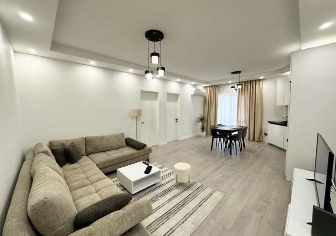 Shtepi me qera 2+1 ne Tirane - 900 Euro