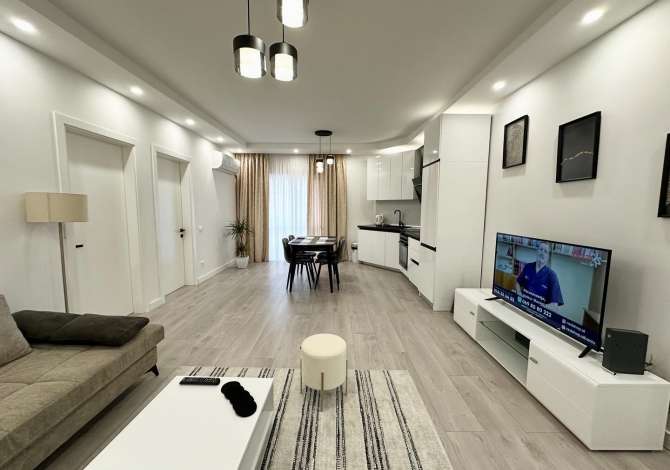 Shtepi me qera 2+1 ne Tirane - 900 Euro