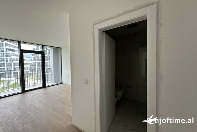 Shtepi me qera 3+1 ne Tirane - 1,500 Euro