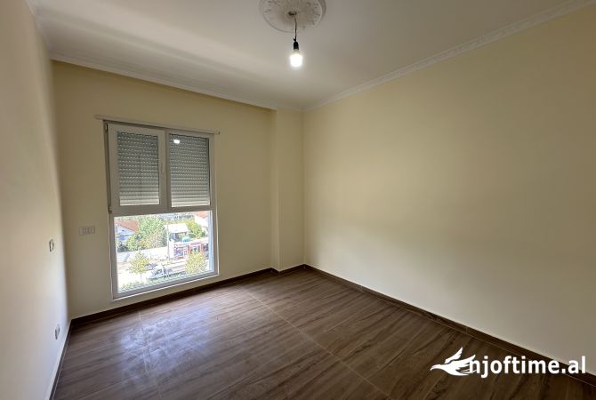 Shtepi ne shitje 2+1 ne Tirane - 120,000 Euro